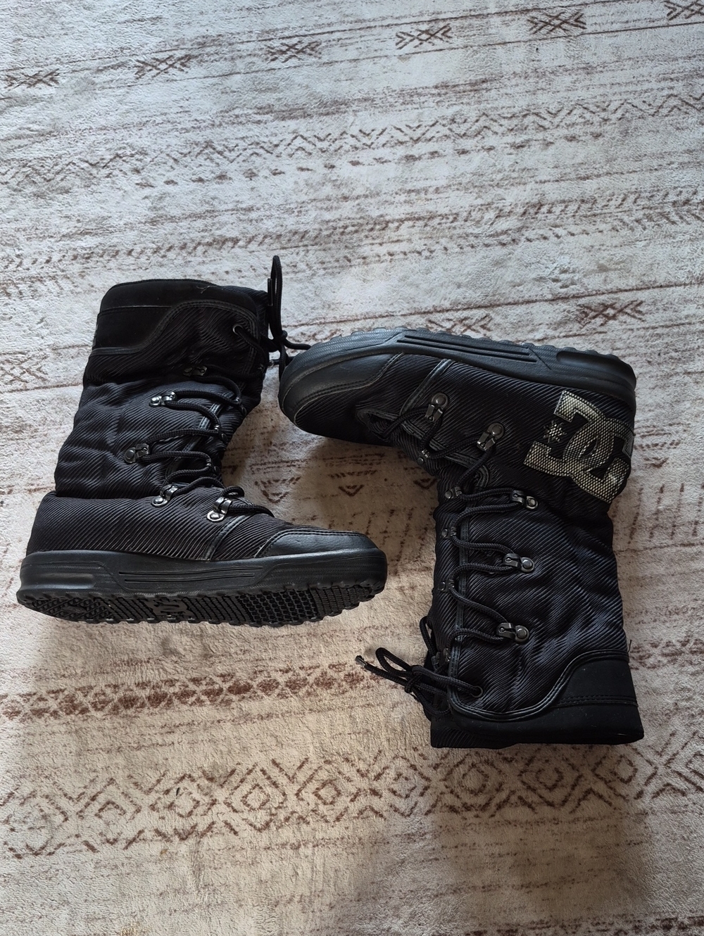 DC Chalet Y2K Winter Snow Boots